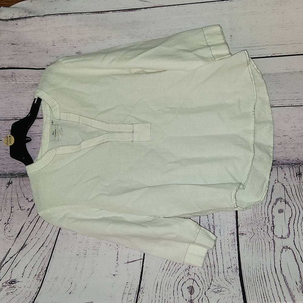 Hot Cotton white top size small